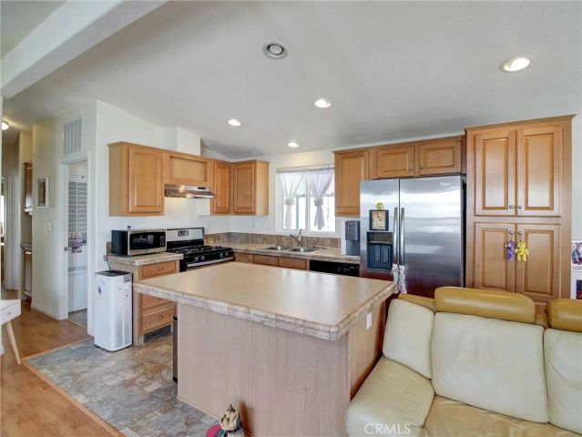 2550 Pacific Coast 51, Torrance, CA 90505