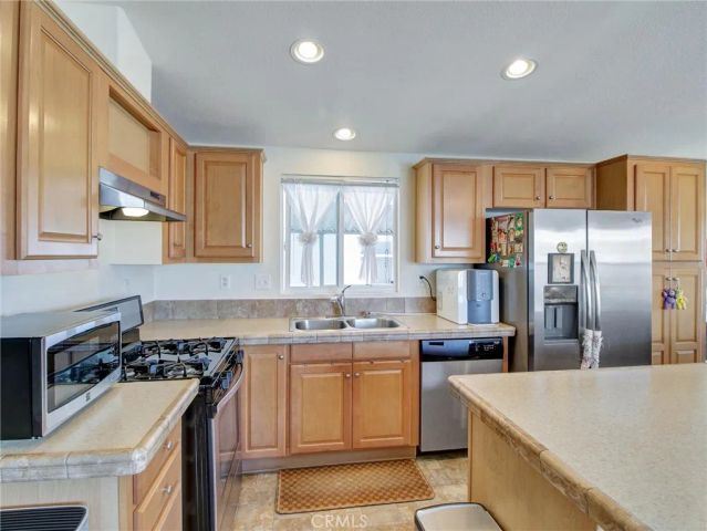 2550 Pacific Coast 51, Torrance, CA 90505