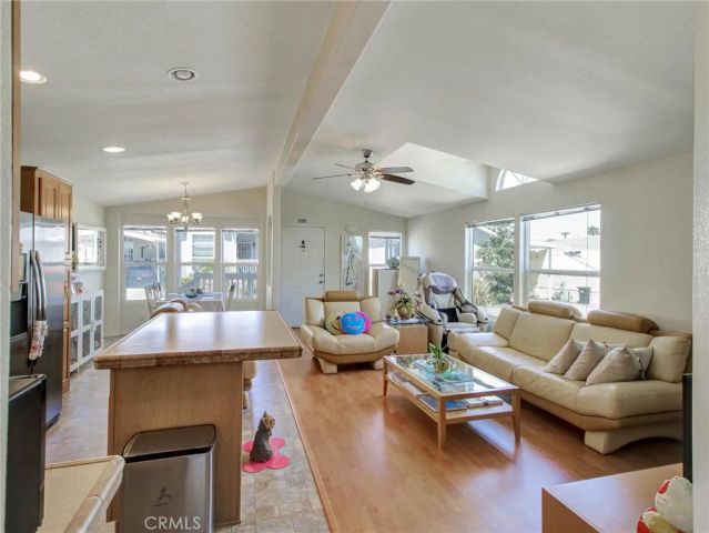 2550 Pacific Coast 51, Torrance, CA 90505