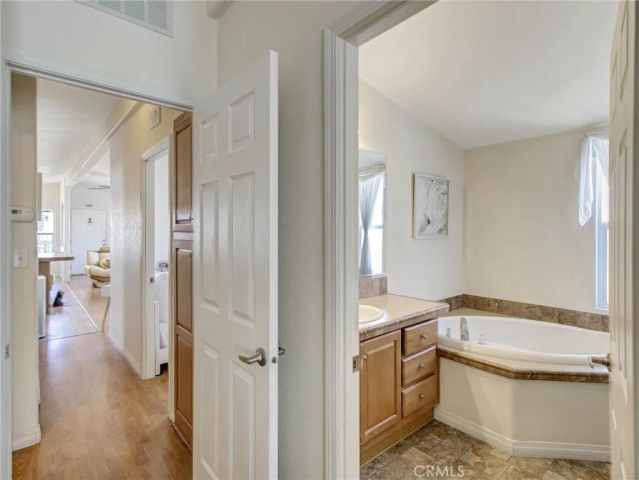 2550 Pacific Coast 51, Torrance, CA 90505