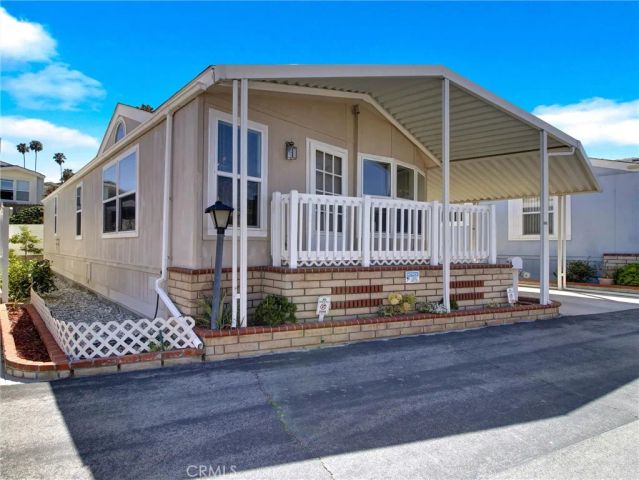 2550 Pacific Coast 51, Torrance, CA 90505