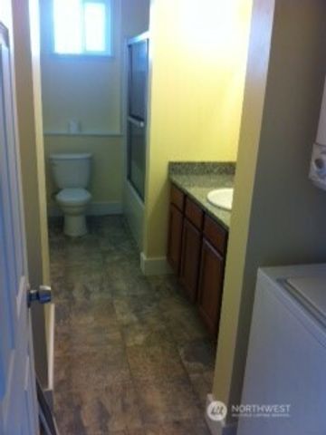 805 S Donovan Street, Seattle, WA 98108