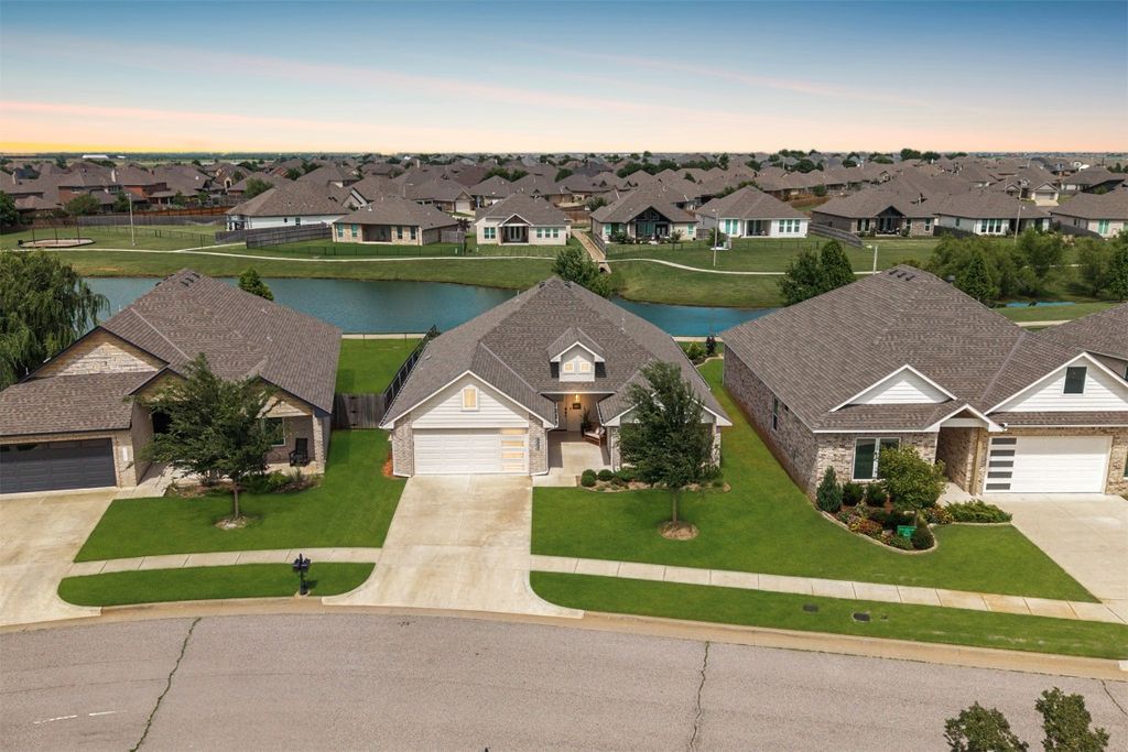6209 NW 158th Street, Edmond, OK 73013