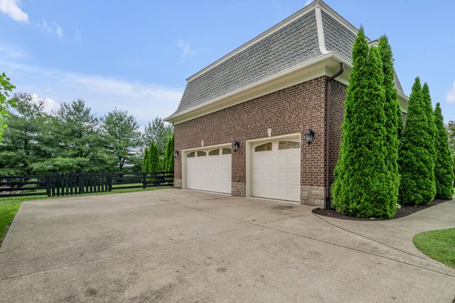 601 W Brannon Road, Nicholasville, KY 40356