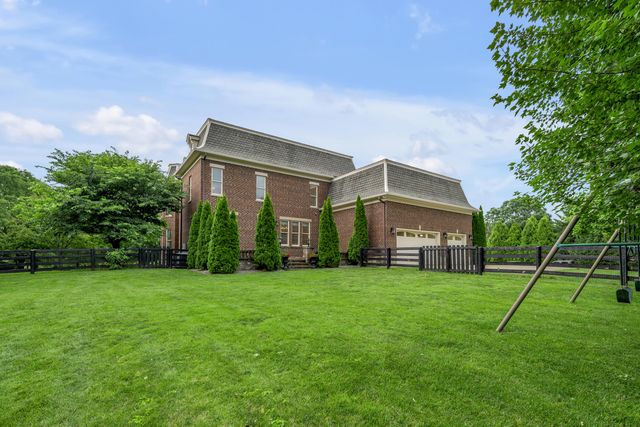 601 W Brannon Road, Nicholasville, KY 40356