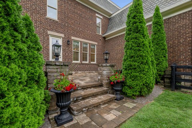 601 W Brannon Road, Nicholasville, KY 40356