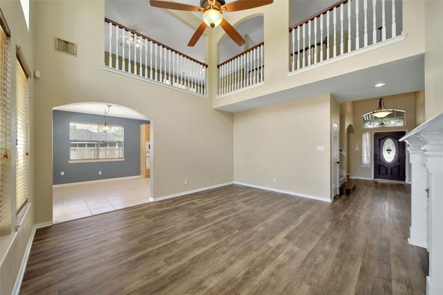 14430 Chartley Falls Drive, Houston, TX 77044