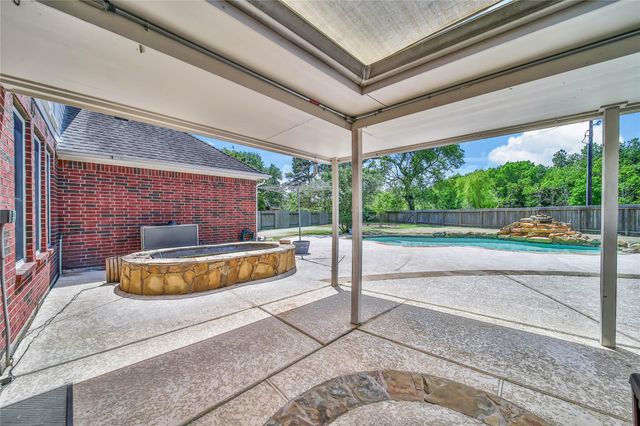 14430 Chartley Falls Drive, Houston, TX 77044