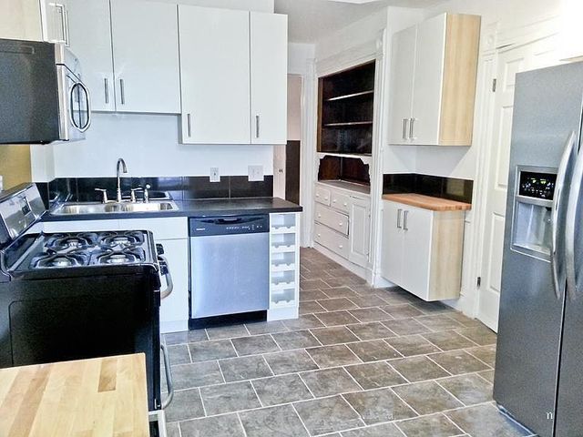 843 N Francisco Avenue, Chicago, IL 60622