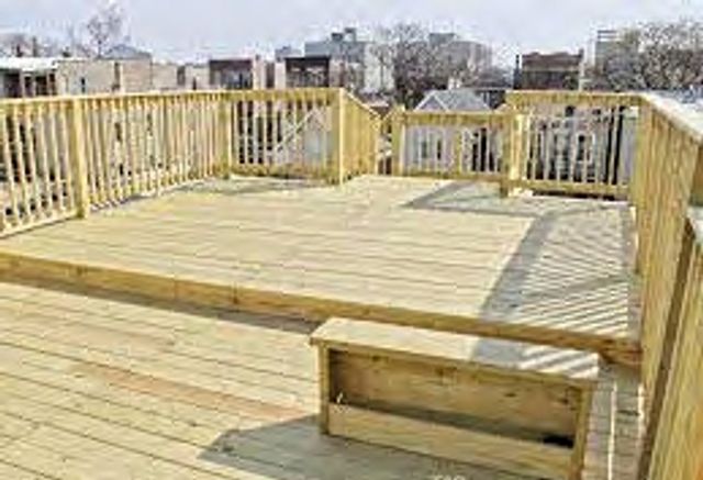 843 N Francisco Avenue, Chicago, IL 60622