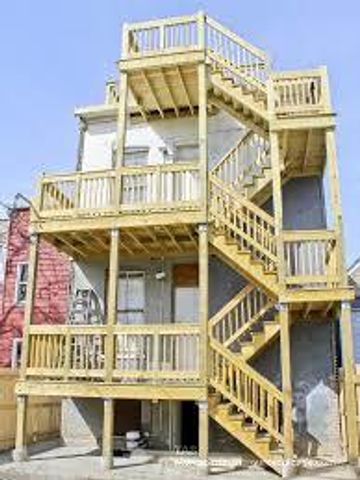 843 N Francisco Avenue, Chicago, IL 60622