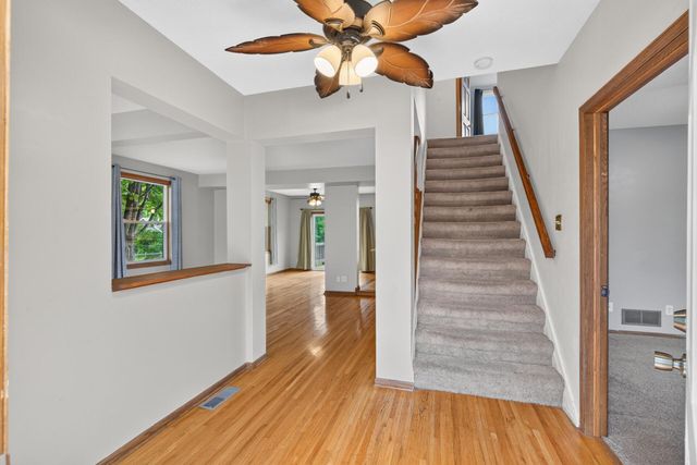 543 5th Avenue SW, Cambridge, MN 55008