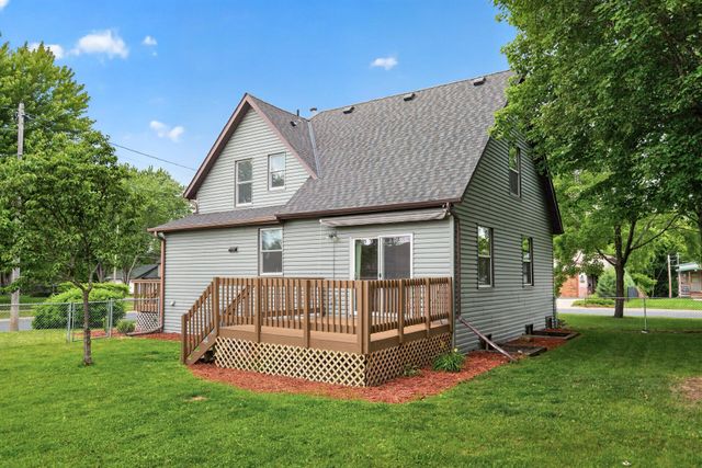 543 5th Avenue SW, Cambridge, MN 55008