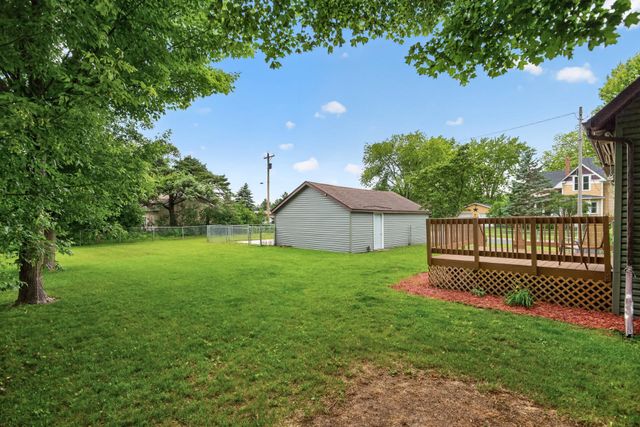 543 5th Avenue SW, Cambridge, MN 55008