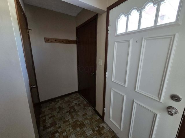 2635 Dartmoor Road, Grove City, OH 43123