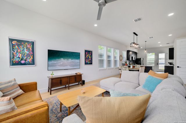 715 Eleanor Ave Unit 101, San Antonio, TX 78209
