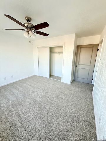 207 River Bluff, Castroville, TX 78009