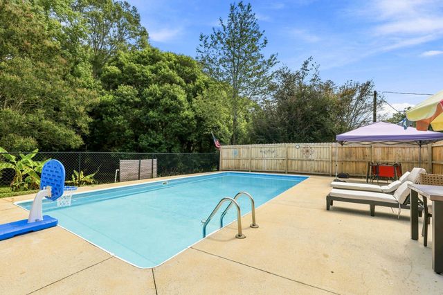 147 Loche Adele Drive, Spartanburg, SC 29307