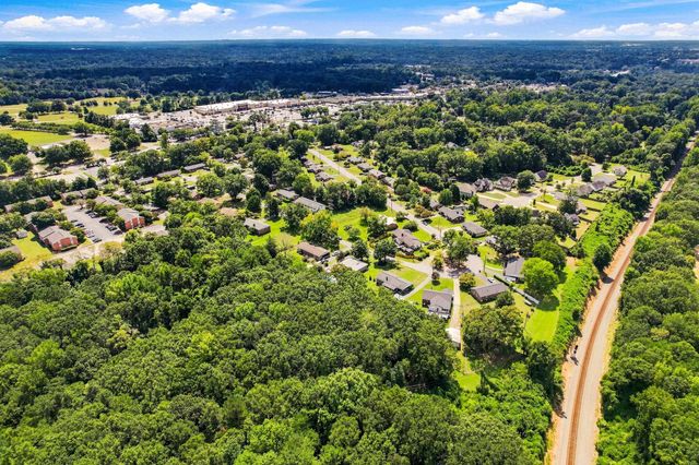 147 Loche Adele Drive, Spartanburg, SC 29307