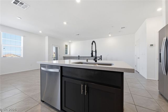 8038 Roughcut Avenue, Las Vegas, NV 89113