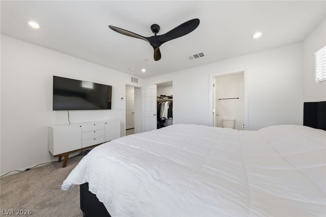 8038 Roughcut Avenue, Las Vegas, NV 89113