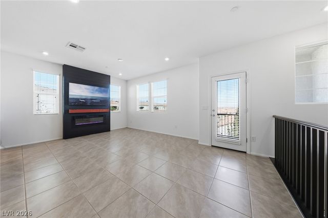 8038 Roughcut Avenue, Las Vegas, NV 89113