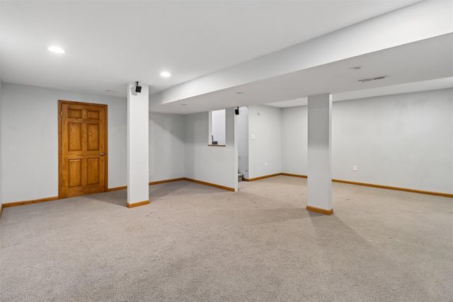 4875 Ashley Park Drive, West Des Moines, IA 50265