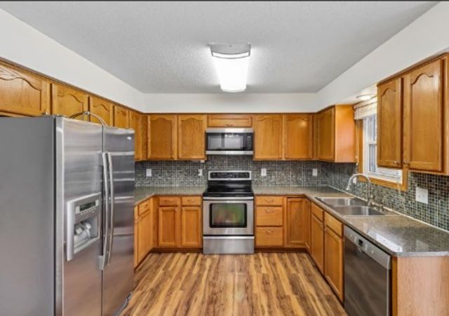 4875 Ashley Park Drive, West Des Moines, IA 50265