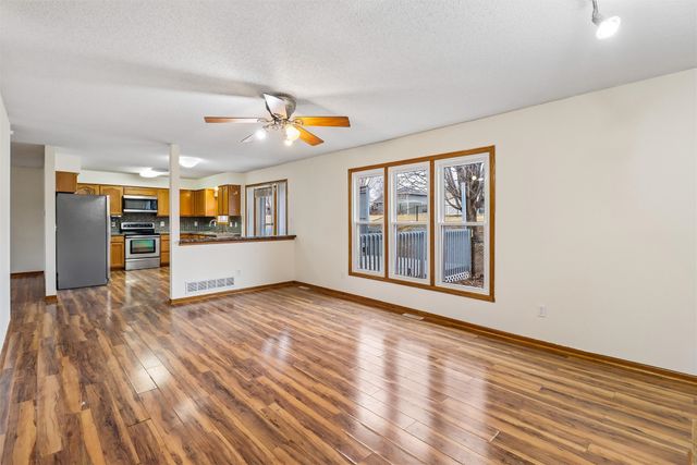 4875 Ashley Park Drive, West Des Moines, IA 50265