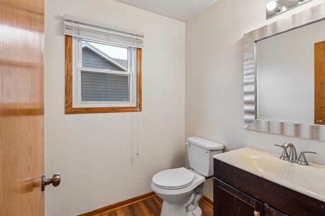 4875 Ashley Park Drive, West Des Moines, IA 50265