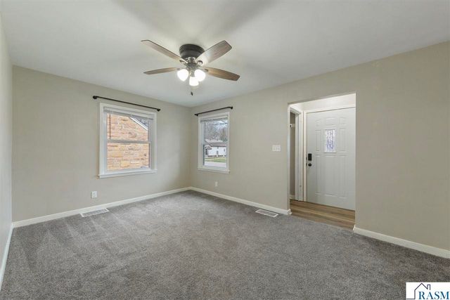 314 W 10th Street, Mankato, MN 56001