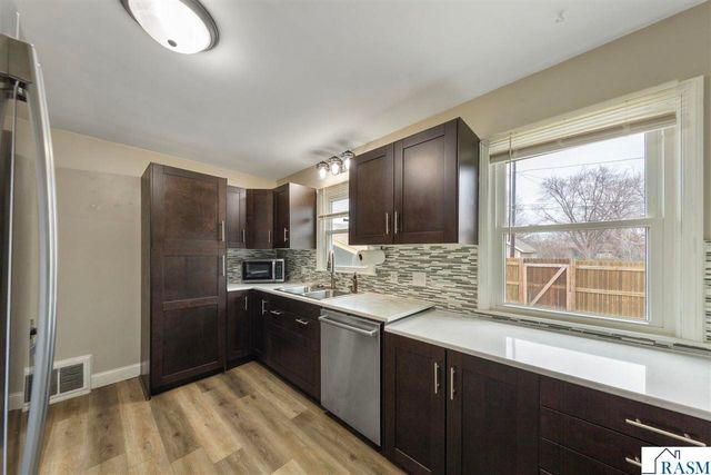 314 W 10th Street, Mankato, MN 56001