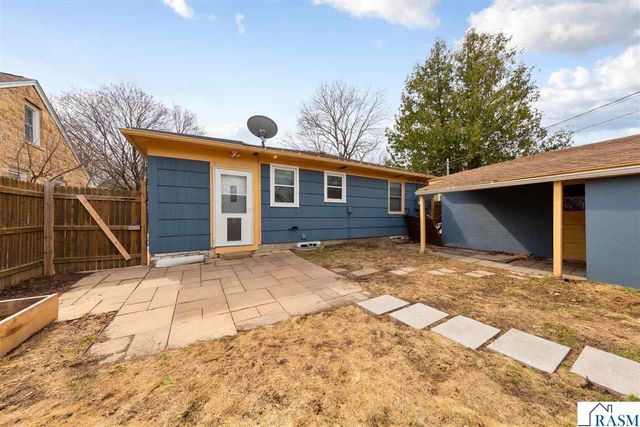 314 W 10th Street, Mankato, MN 56001