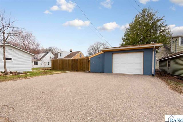 314 W 10th Street, Mankato, MN 56001