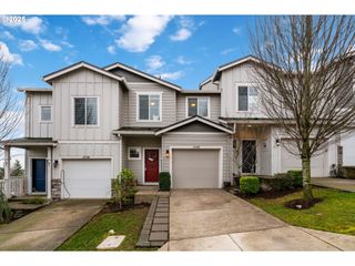 15730 Se VIVIAN Way, Happy Valley, OR 97086