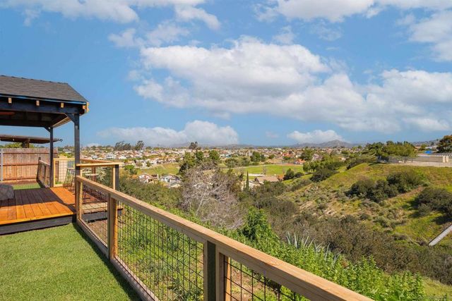 327 Sunswept Street, San Diego, CA 92114