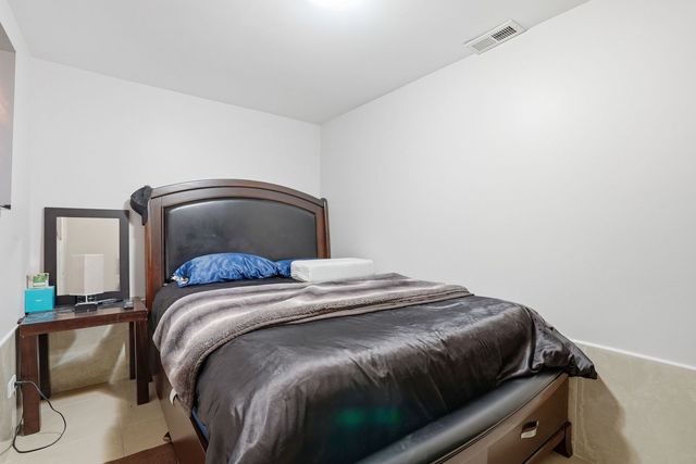 1831 S 58th Court, Cicero, IL 60804