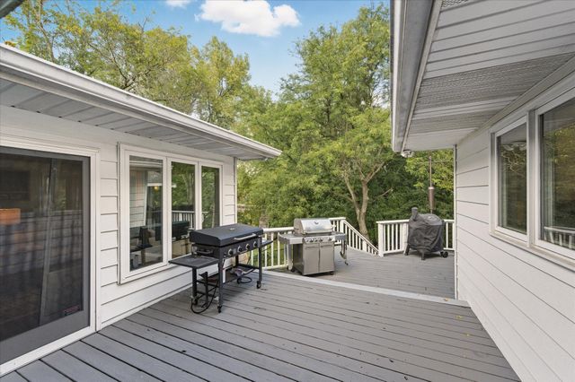 5512 Hillside Court, Edina, MN 55439