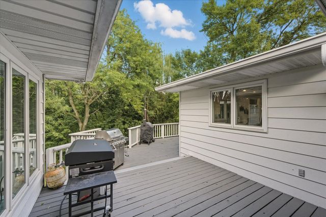 5512 Hillside Court, Edina, MN 55439