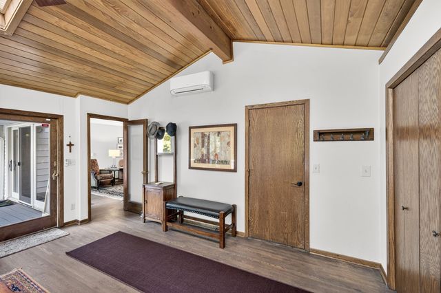 5512 Hillside Court, Edina, MN 55439