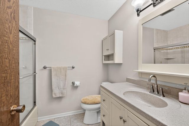 5512 Hillside Court, Edina, MN 55439