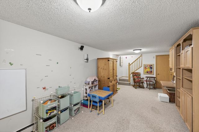 5512 Hillside Court, Edina, MN 55439