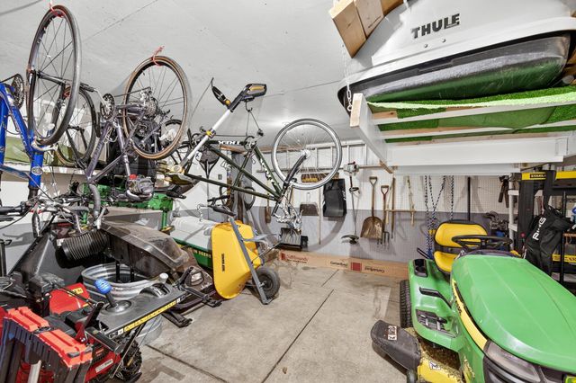 5512 Hillside Court, Edina, MN 55439