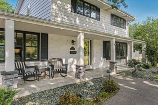 5512 Hillside Court, Edina, MN 55439