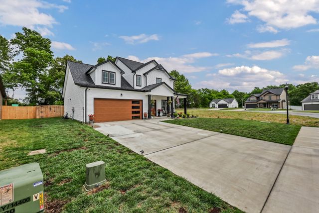 468 Herman Dr, Clarksville, TN 37042