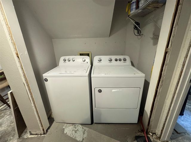 107 Harbour Town Lane, Conroe, TX 77356