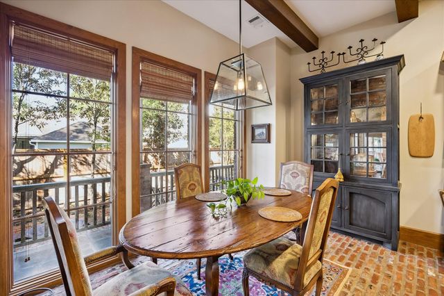 8810 Echo Valley Drive, Spring Valley Village, TX 77055