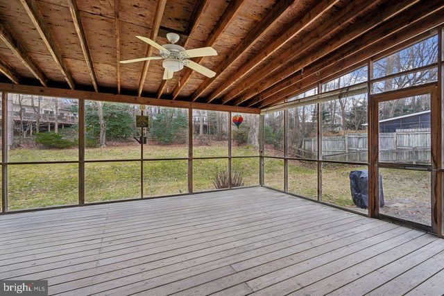 8020 LAKENHEATH, Potomac, MD 20854