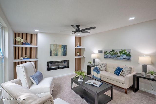 5298 FLORAL BLUFF Court, Jacksonville, FL 32211