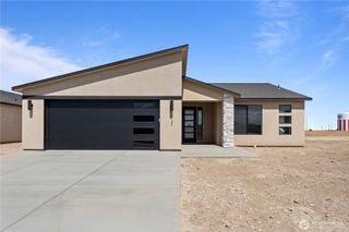 1501 7th Avenue NE, Quincy, WA 98848